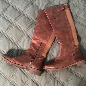 Olukai brown boots